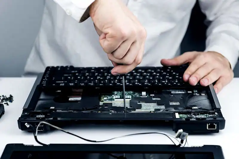 محتوای دوره آموزش تعمیرات لپ تاپ فن آموزان